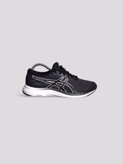 ASICS GEL EXCIE 7