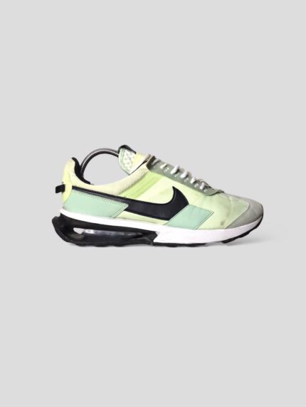 NIKE AIR PRE-DAY